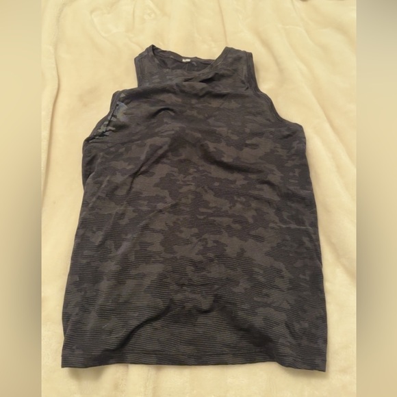 lululemon racer back top - Picture 1 of 2